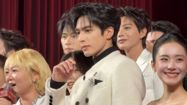 宋威龙 赵今麦 章若楠 天哪好直观的对比，他一出场确实是一骑绝尘！