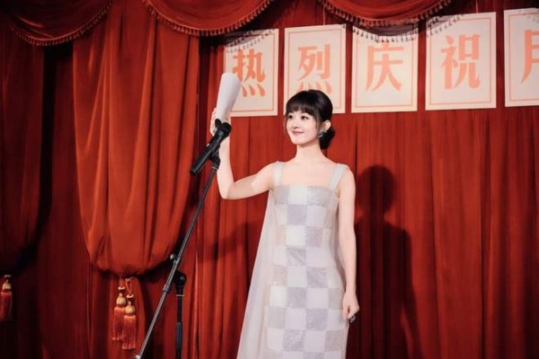 2年播了9部作品！原来赵丽颖才是85花真劳模，她资源好是应该的！