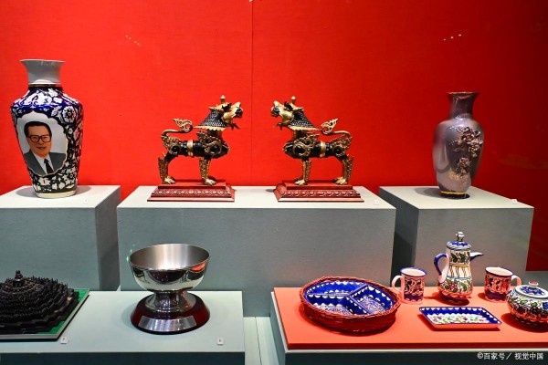 新手必学，如何判断收藏品流行周期？趋势分析工具+案例，抓住风口