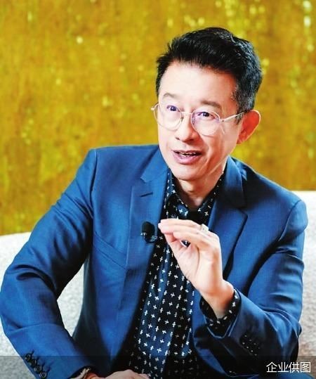 中国时尚寄望“后浪推前浪”