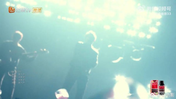 笑到打鸣！颜人中扔话筒的时候，台下观众是不是跟我一样尖叫？