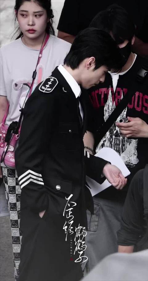 徐振轩李柏则春日心动瞬间引热议