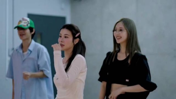 卧糙这个vlog谁剪的谁做的后期太好笑了