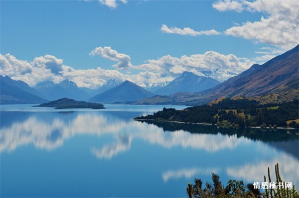 惬意的老年<a target=