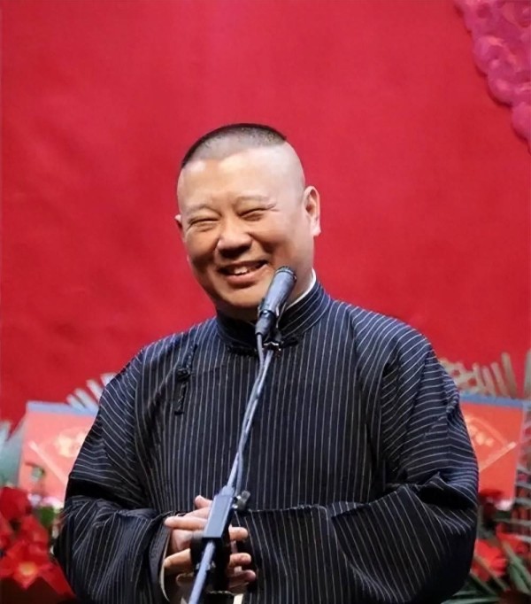 郭德纲地位不保，扛起德云社大旗的竟然是他