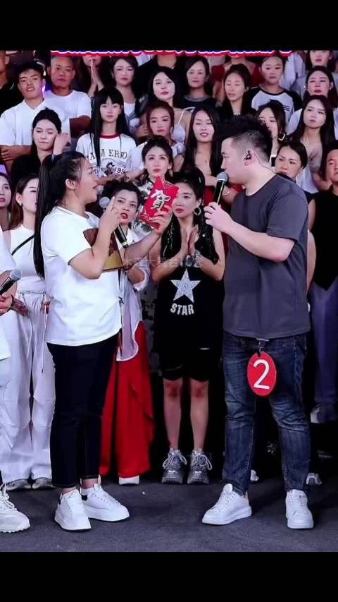 单亲妈妈为圆儿子梦想来到木森大舞台，最后赢得3.8万元，全部捐给孤儿！