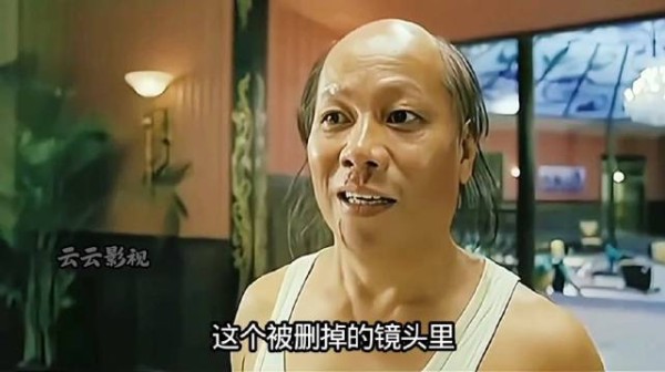 梁小龙拍戏被包租婆重拳击中，威亚事故致火云邪神摔跤