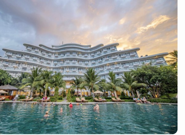 旅游与房地产企业涌入航空领域