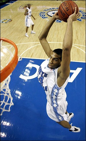 北卡的布兰丹.怀特在draftexpress列第3，在NBAdraft.net列第4