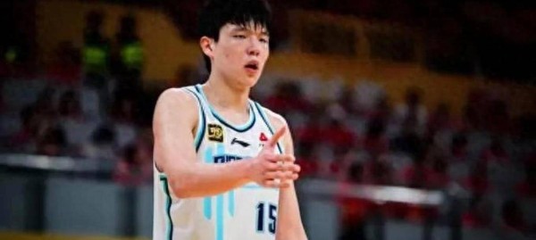 杨瀚森成选秀焦点，NBA背后博弈与资本烟雾弹揭秘