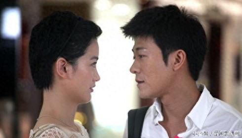 记得《雪豹》里的萧雅吗？低调、鲜有绯闻，话剧出身，文艺女神