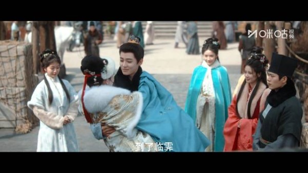 侯明昊码头深情告白娜扎，公主抱甜度超标