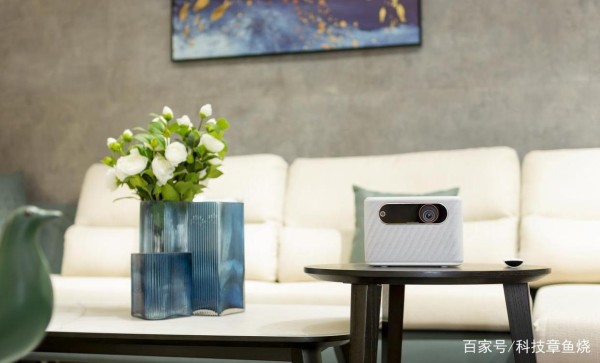 轻松玩转娱乐办公，联想投影仪T500就是如此nice