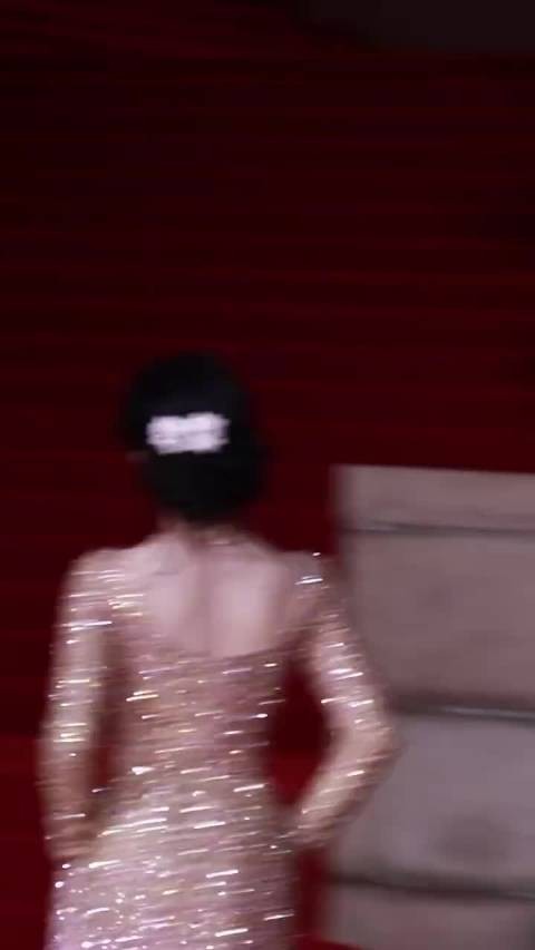 刘诗诗这一回眸一眼万年