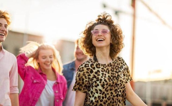 “娱乐”让你笑出声来！一百个笑话，笑点满满！