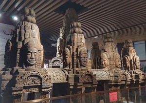 梅州游记图文-梅州圣品沉香博物馆，精美展品琳琅满目，仿佛走进神奇的沉香世界