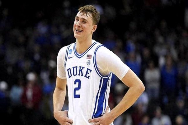 模拟选秀爆冷，杜克三少幸存，未来格局引人关注