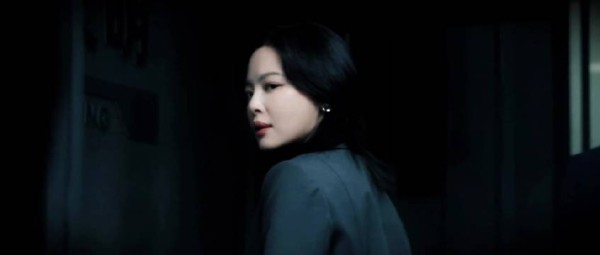 辛芷蕾新剧《女神蒙上眼》预告释出,饰演果敢律政佳人唐盈盈
