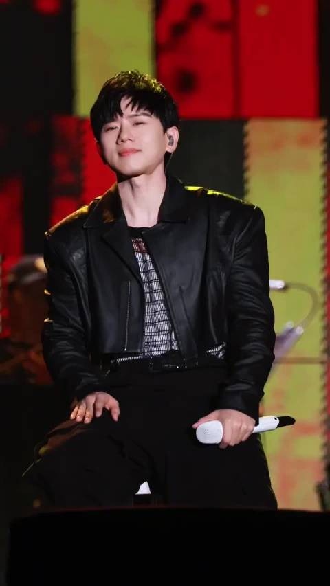 张杰真的是一个特别值得追随的歌手 他好棒啊