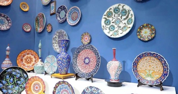 唐山陶博会：土耳其瓷器带来的异域风情体验