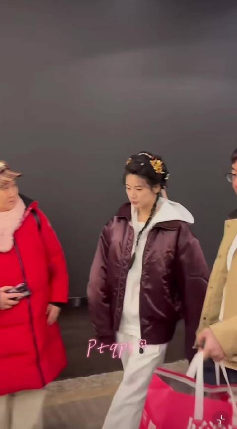 赵昭仪《何不同舟渡》路透,女二这造型咋样?