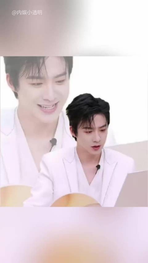 刘宇宁身材一直很曼妙 这就是191身高的冲击力吗 春晚彩排