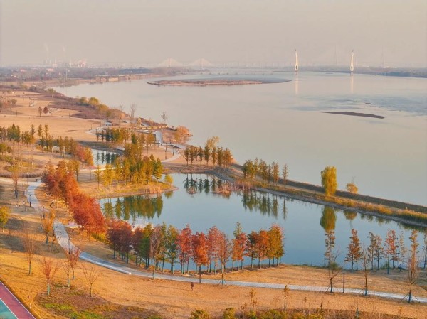 网红景观的兴起与跨文化传播创新