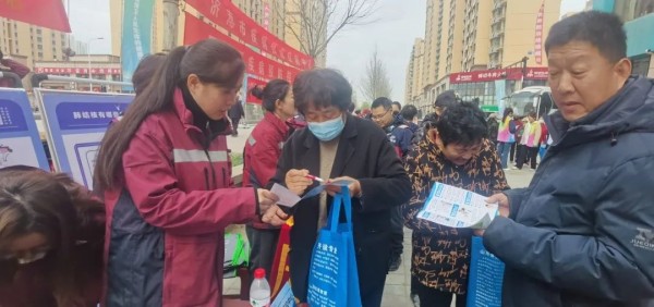 济南市举办2024年世界防治结核病日咨询义诊活动