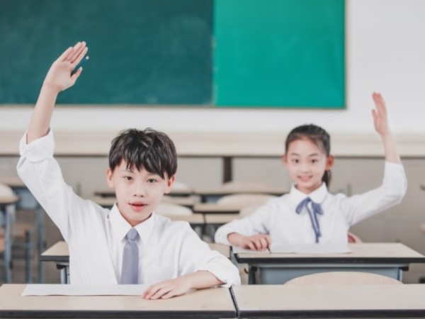 办公室桌子怎么放风水好 职场人士必知的三大布局要点