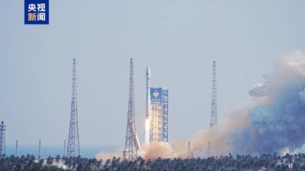 △1月19日，在海南商业航天发射场，我国成功发射卫星互联网低轨19组卫星。