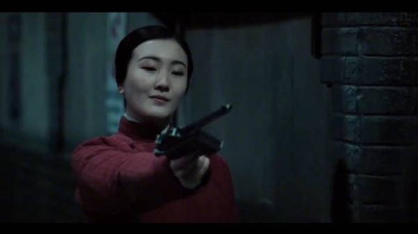 在巷道遭袭却还耍贫嘴!绝对有硬实力!高能片段!