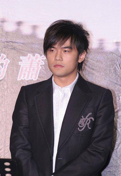 说人最高境界：周杰伦写歌diss狗仔，许嵩不带脏字说了半个娱乐圈