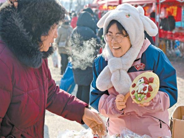 花馍捏“小马” 武跷续乡韵