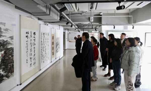 打造青岛首个场景美学艺术空间，2026青岛慈善书画艺术精品展启动