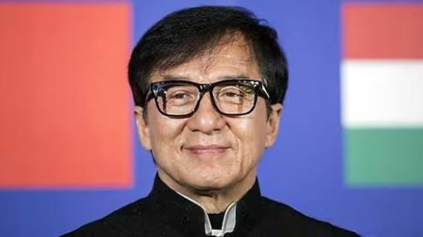 71岁成龙自曝患终身多动症！带病搏命60年，自律炼成真功夫！