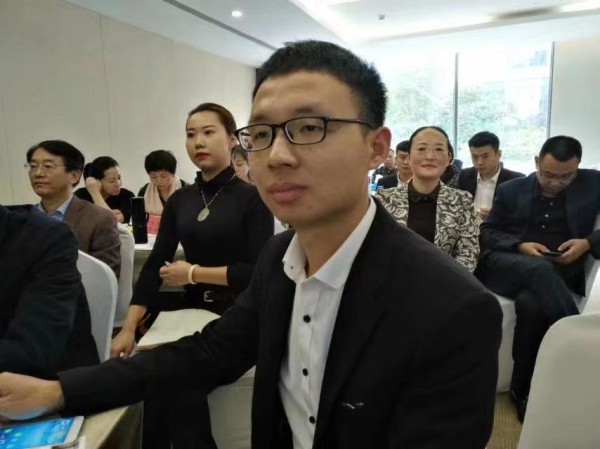 人生哲学：拥抱“正能量”，人生才能被“希望”包围！