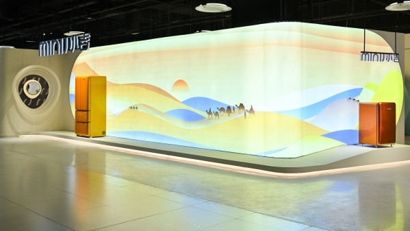 家电科技与艺术共舞，MINIJ小吉艺术中心虹桥天地店华丽启幕