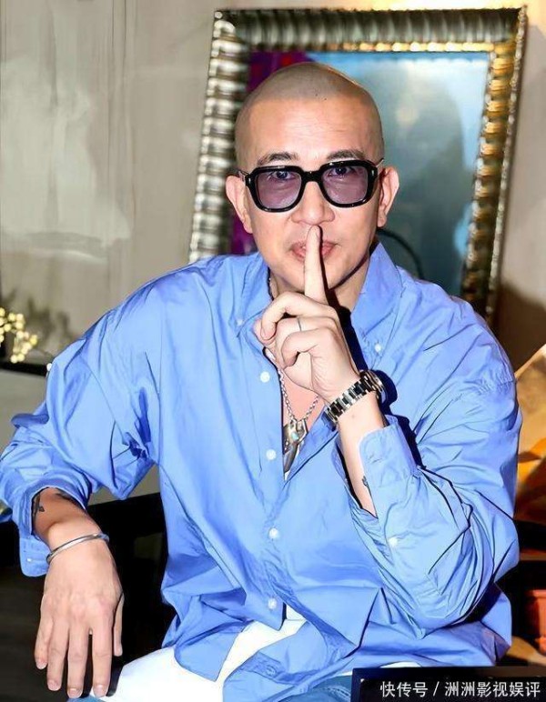 具俊晔不缺钱！为亡妻画了250多幅画像，有人出300万购买被拒绝！