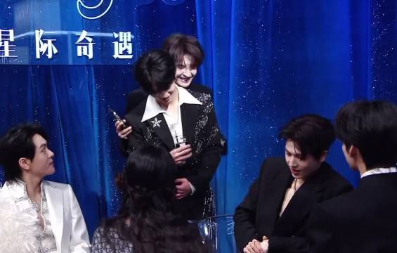 张凌赫穆祉丞联动