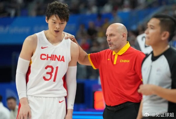 王哲林将如何调整心态，在职业生涯后期扮演新的团队角色？