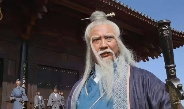 张三丰习武百年，为何自叹不如郭靖？长大后才懂，并非因为他谦虚