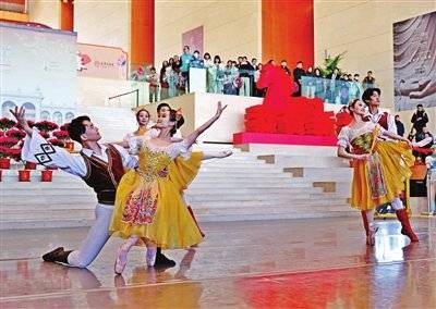 在博物馆里“遇见”芭蕾