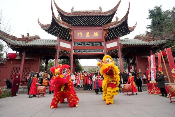 成都崇州罨画池文庙会开庙！状元巡游、夜游花船拉开新春大幕