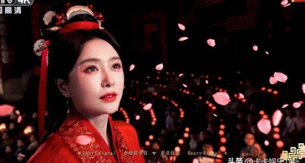 43年春晚规矩被打破，相声第一次被删除，是创新还是搞砸了？