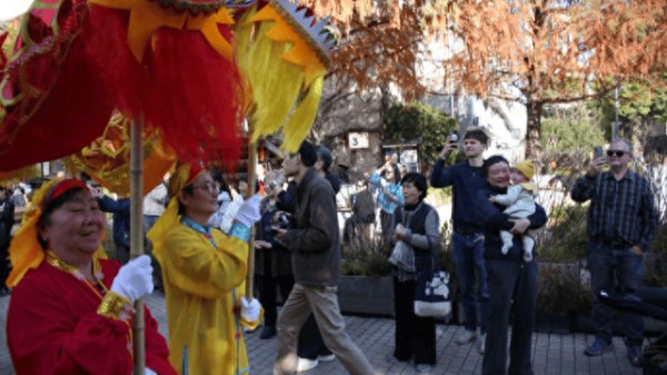 民俗进商圈,带火多少节日消费?