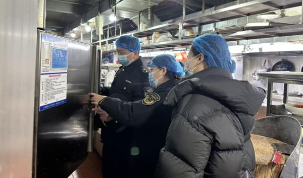 兰州市市场监督管理局紧盯重点环节 织密春节安全防护网