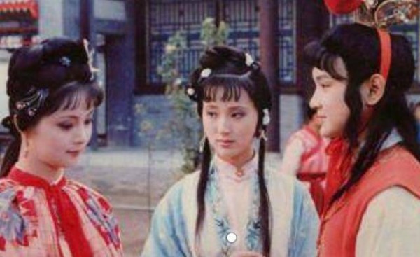 王夫人撵走晴雯,还污蔑晴雯得了痨病,原来和宝玉有关!