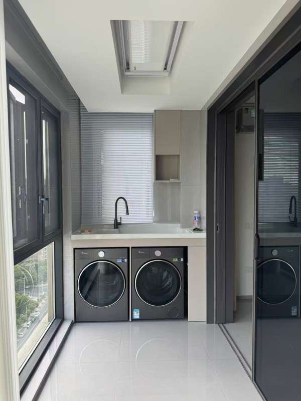 全铝焊接大板应用于现代厨房场景