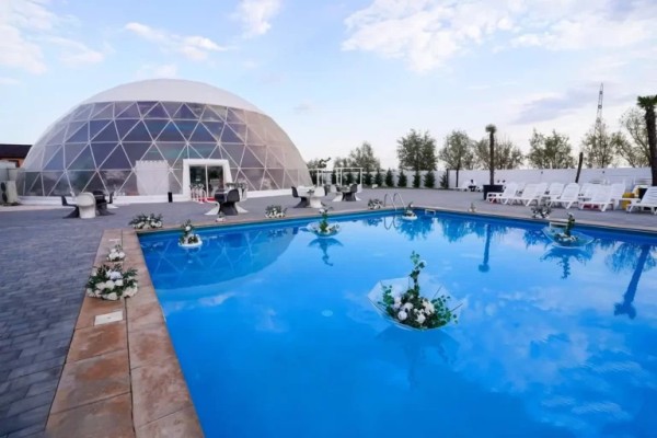 Event Dome Structures For Soft Clubbing