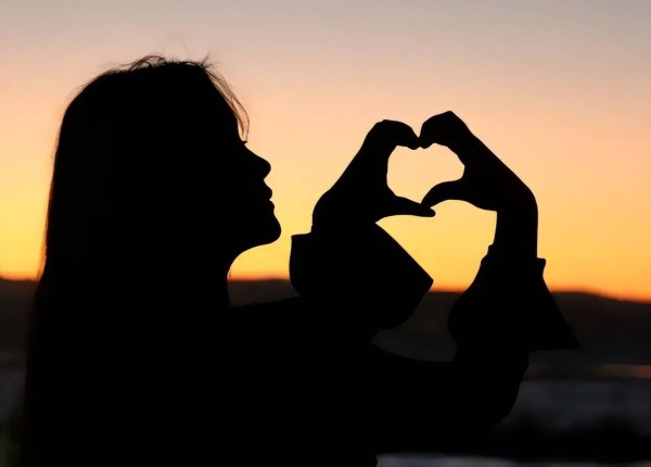 快乐的生活，其实都有一个不较真的人